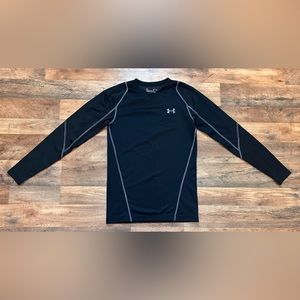 Under Armor Men’s fitted cold gear top